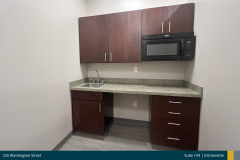 suite 104 kitchenette